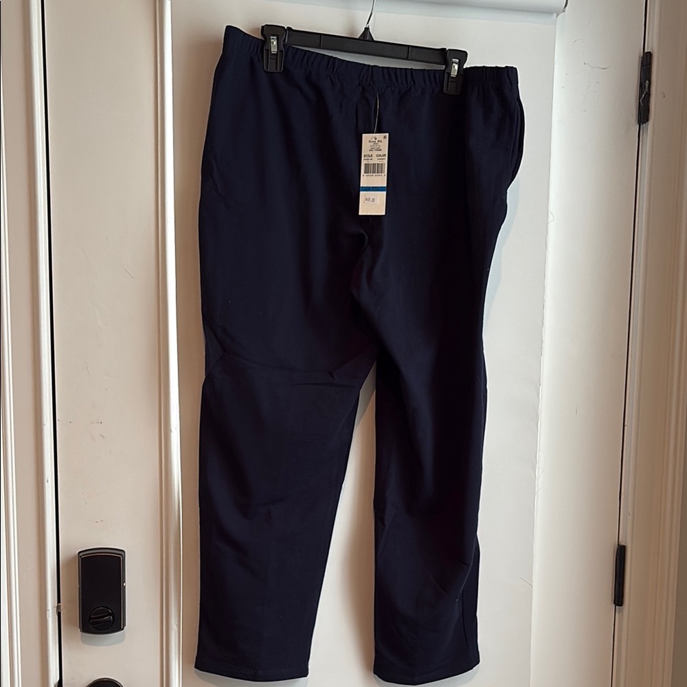 COPY - Ruby Rd Black Relaxed Fit pants - Picture 4 of 6